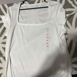 Old Navy Women's Classic White Short Sleeve Top